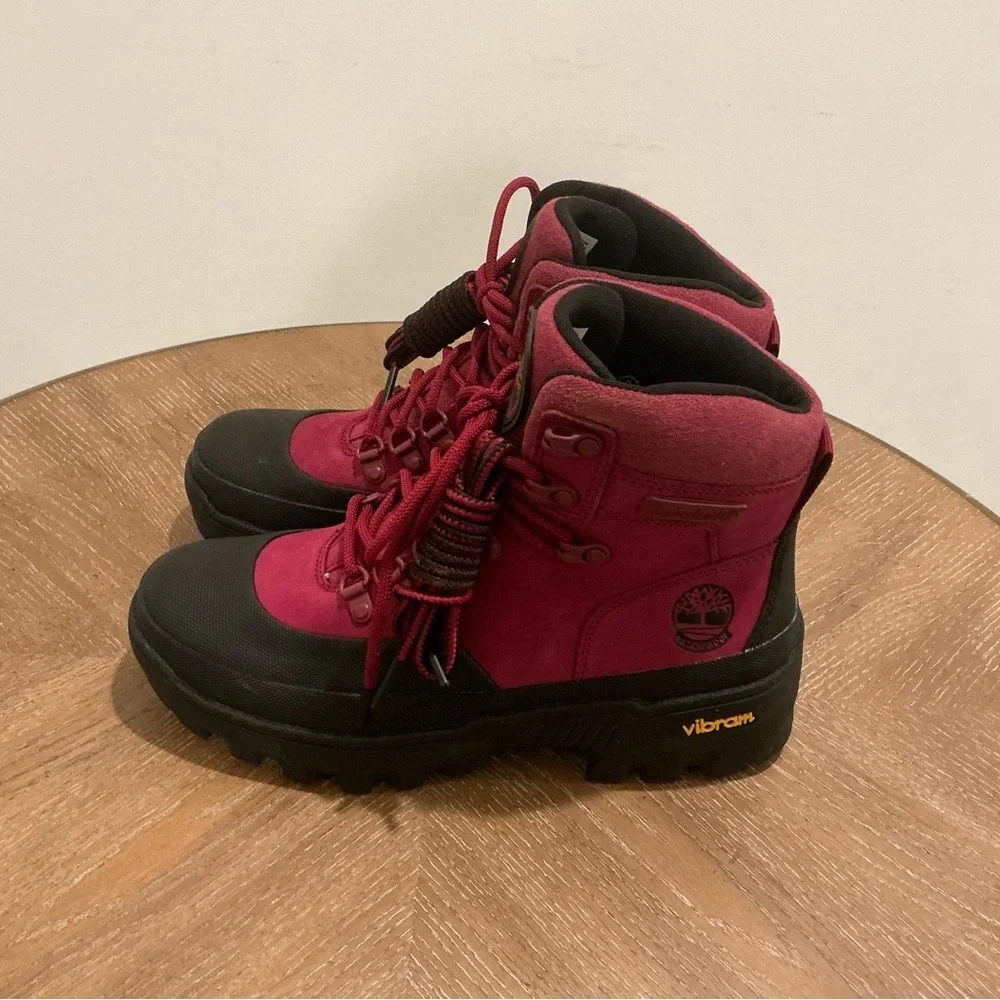 Timberland
leather boots - Picture 9 of 9